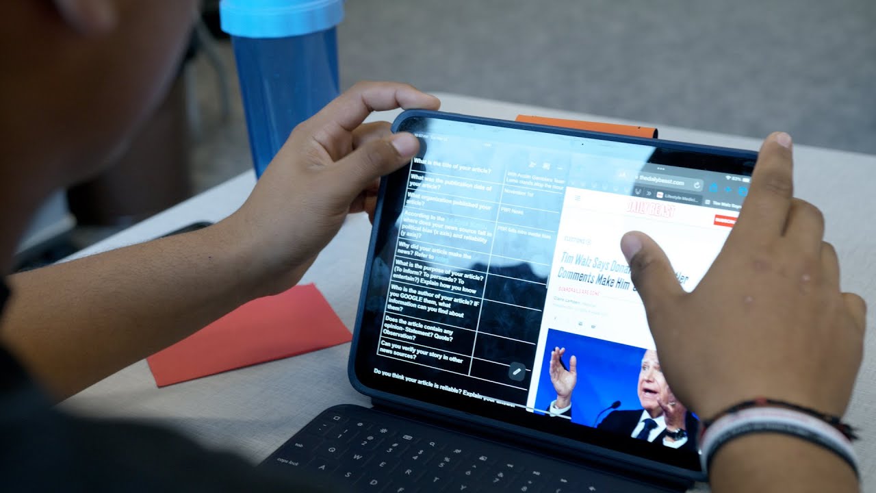 A Media Literacy Tool to Assess News Credibility
